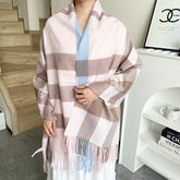 China Replica Burberry Scarf 40usd Only